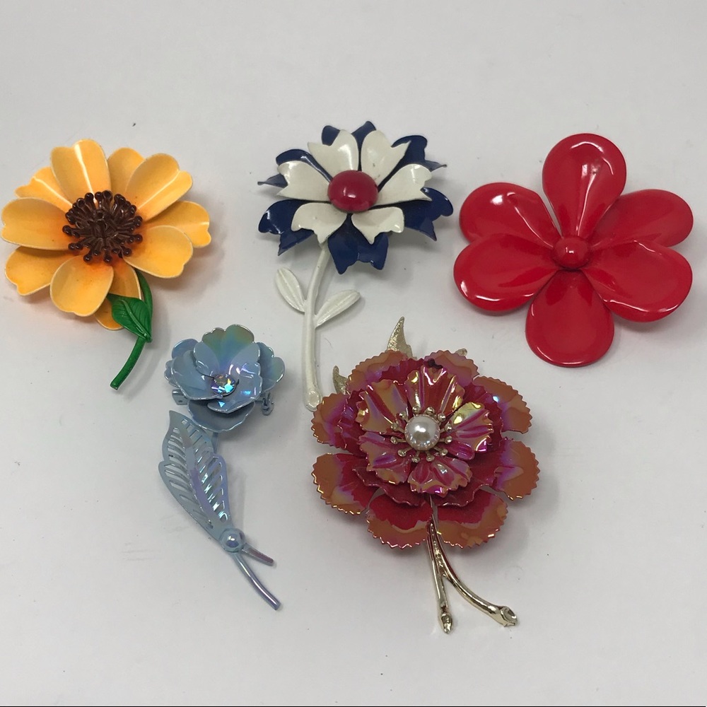 Vintage large flower brooches